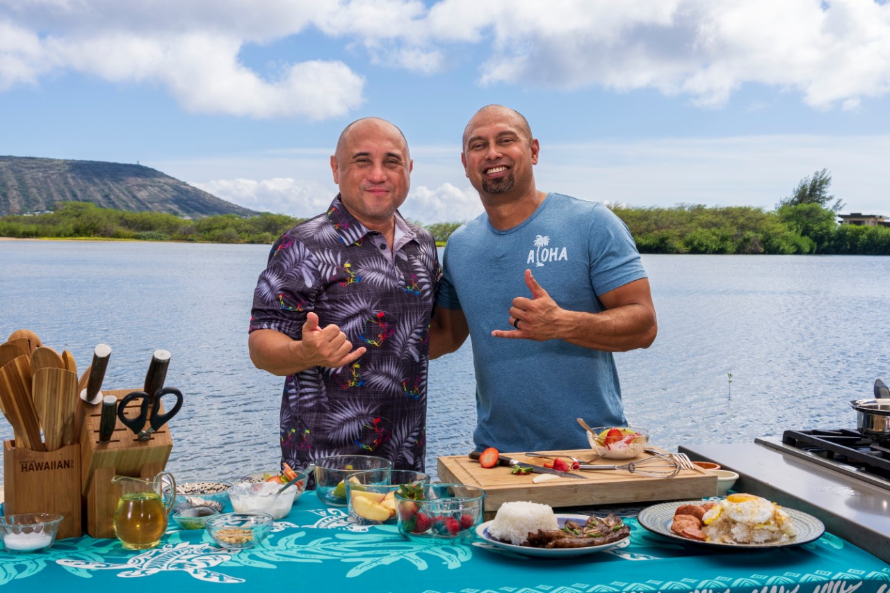 Cooking Hawaiian Style On Spectrum OC16   Ep17 001 Shane Victorino .thumb.1280.1280 